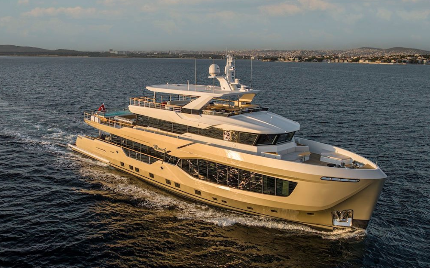 Numarine présente le 40MXP, un nouveau modèle à la croisée du luxe et de l’exploration