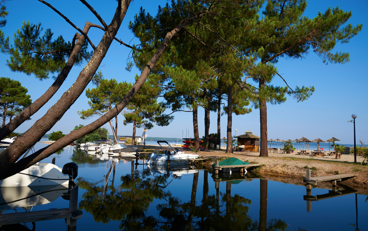 Le Lac de Biscarrosse, un paradis du nautisme entre dunes et pin landais