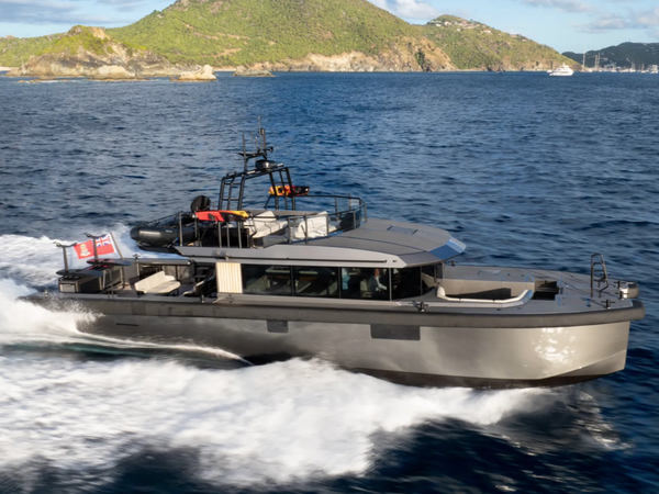 Vandal 60 : un nouveau catamaran à moteur chase boat de 20 mètres pour accompagner les superyachts