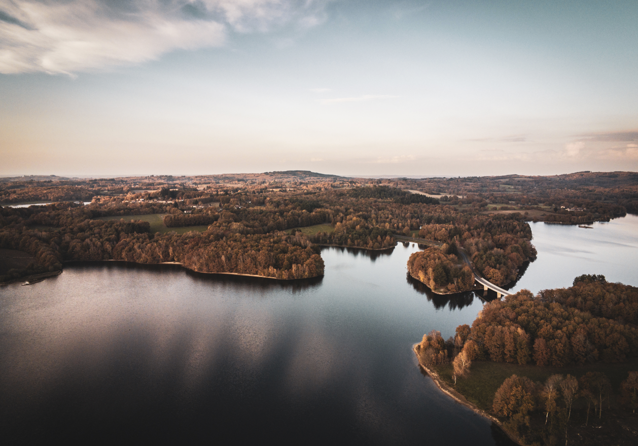 Le lac de Saint-Pardoux : haut lieu du nautisme, au cœur du Limousin