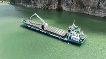 Innovation - un navire de nettoyage fluvial 100% électrique, en Chine