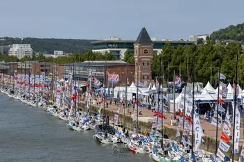 La Solitaire du Figaro Paprec 2025 : Rouen ouvre le bal avec son village