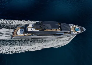 ISA Yachts lance la construction de la coque n°2 de l’ISA Viper 130