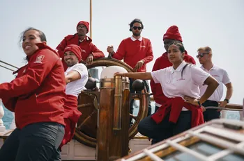 Caisse d’Epargne célèbre les 130 ans du Belem en embarquant 130 jeunes pour une aventure solidaire