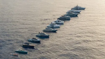 Ferretti 2026 : pourquoi les ventes de yachts de luxe ralentissent avant la prise de contrôle par Weichai